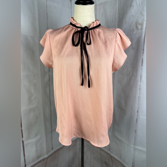 Mine Pink Blouse With Black Bow Women’s Size L - Picture 1 of 4